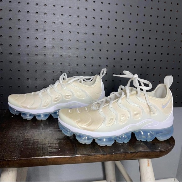Nike VaporMax Plus Cream and White Sneakers main image 4